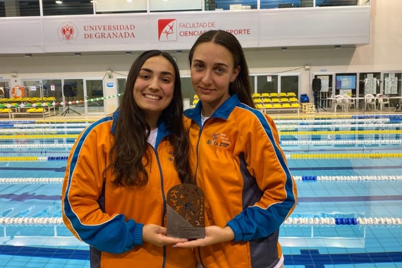 V Campeonato de Andalucía Universitario. Ana Ruiz Tocino y Natalia Ponce Galea, seleccionadas por la Universidad de Cádiz, contribuyen al tercer puesto de la universidad gaditana.