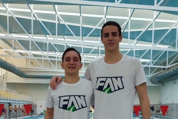 XIV Campeonato de España de Natación por Federación Territoriales Categorías Junior e Infantil. Yerai Amado Pérez (2010) y David Rodríguez Piñero (2008) con la Selección de Andalucía de Natación.